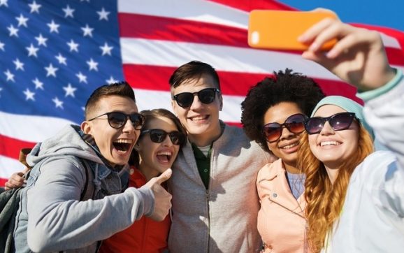 4 điều các sinh viên quốc tế cần làm khi tới Mỹ